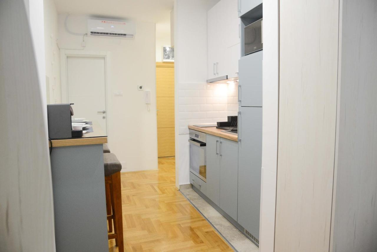 Anna Apartment Újvidék Kültér fotó